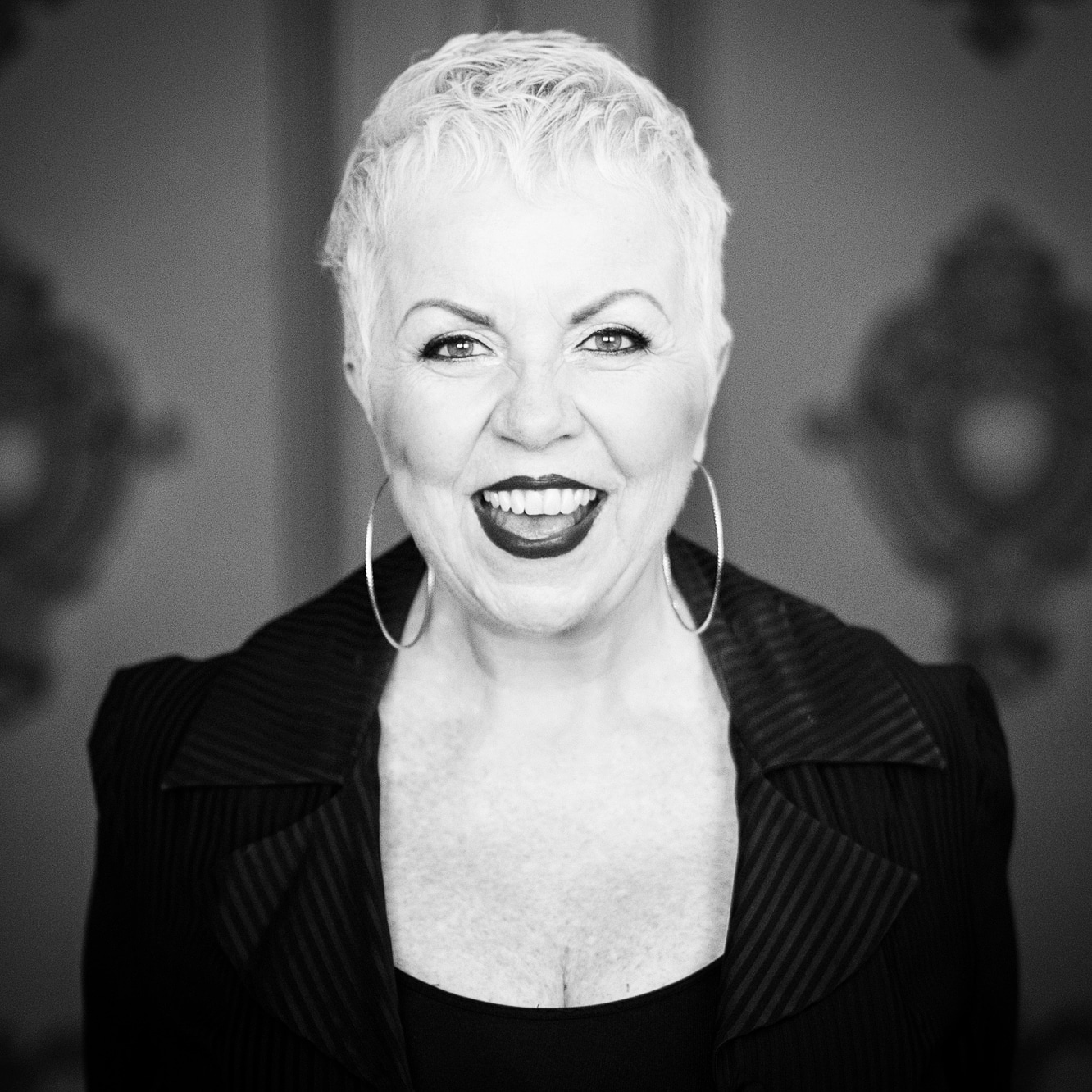 Elaine Overholt