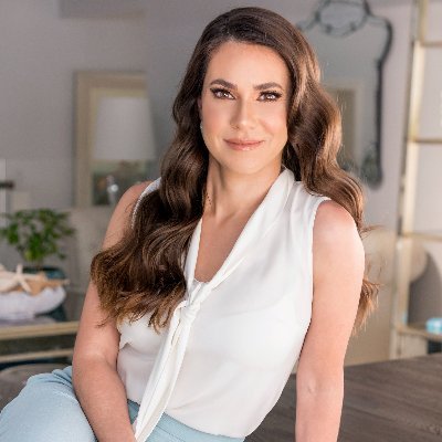 F 304 - Martha Bueno is Fighting Communism in Cuba and in her Backyard